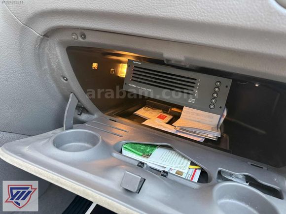 ÜSTAÇAR'LI PEUGEOT 206 XT 1.4 BENZİN 90 HP