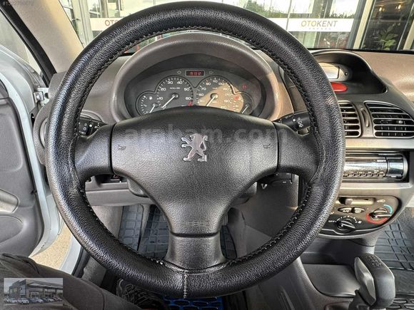 2005 MODEL 206-1.4-16V XT. ABS-KLİMA-8AIRBAG 190.BN KM'DE