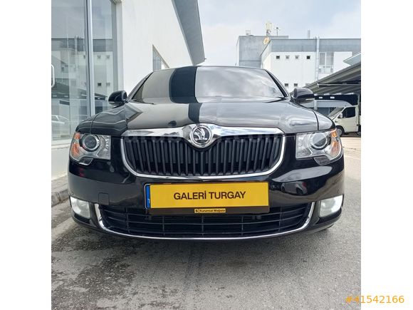 GALERİ TURGAY'DAN 2011 MODEL SUPERB 2.0 ELEGANCE 4 KOLTUK ISITMA