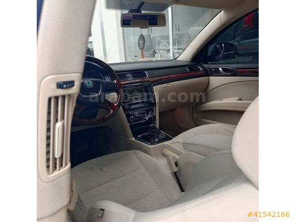GALERİ TURGAY'DAN 2011 MODEL SUPERB 2.0 ELEGANCE 4 KOLTUK ISITMA