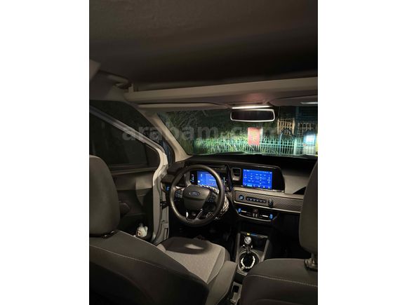 Sahibinden Ford Tourneo Courier 1.5 EcoBlue Titanium 2024 Model 
