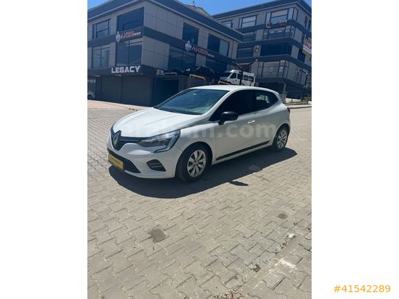 2022 MODEL 1.0 TCE OTOMATİK VİTES AİLE ARACI