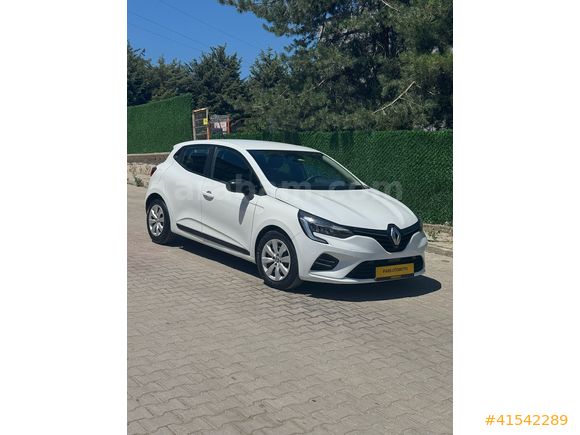 2022 MODEL 1.0 TCE OTOMATİK VİTES AİLE ARACI