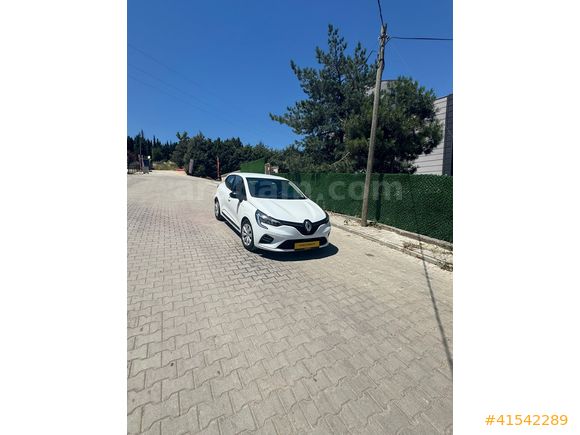 2022 MODEL 1.0 TCE OTOMATİK VİTES AİLE ARACI