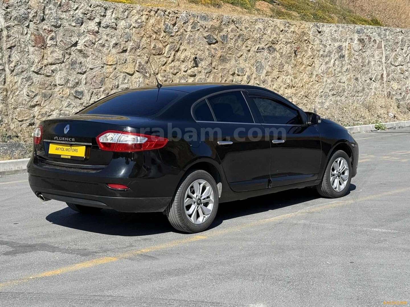 Galeriden Renault Fluence 1.5 dCi Touch 2014 Model İstanbul 164.000 km Siyah 4