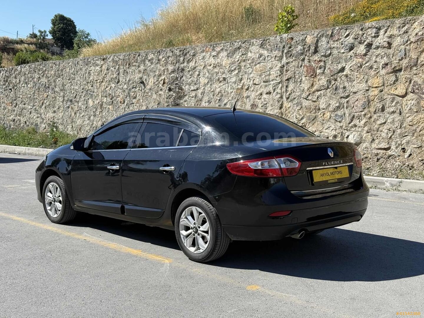 Galeriden Renault Fluence 1.5 dCi Touch 2014 Model İstanbul 164.000 km Siyah 6