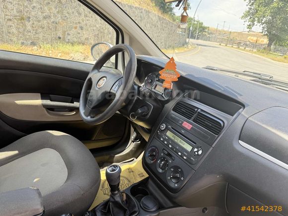 AKYOL MOTORS'DAN DEĞİŞENSİZ FIAT LİNEA