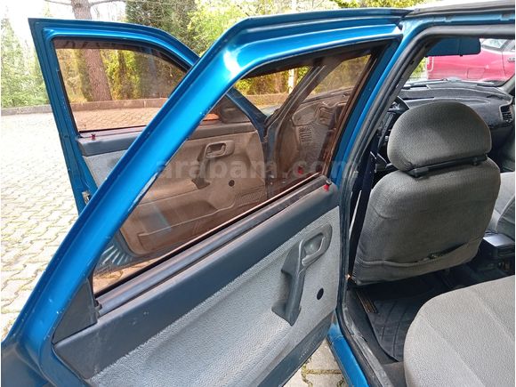 Sahibinden Lada Vega 1.5 2001 Model SEDAN
