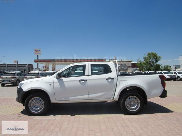 BÜYÜKSOYLU 'DAN 2021 MODEL ISIZU D MAX 1.9D V-GO 4X2 ÇİFTKABİN