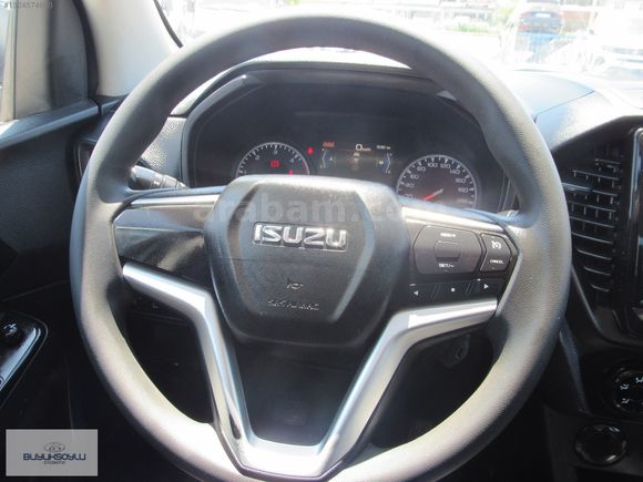 BÜYÜKSOYLU 'DAN 2021 MODEL ISIZU D MAX 1.9D V-GO 4X2 ÇİFTKABİN