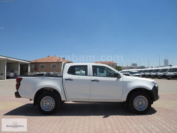 BÜYÜKSOYLU 'DAN 2021 MODEL ISIZU D MAX 1.9D V-GO 4X2 ÇİFTKABİN