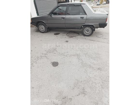 Sahibinden Renault R 9 1.4 Broadway GTE 1993 Model