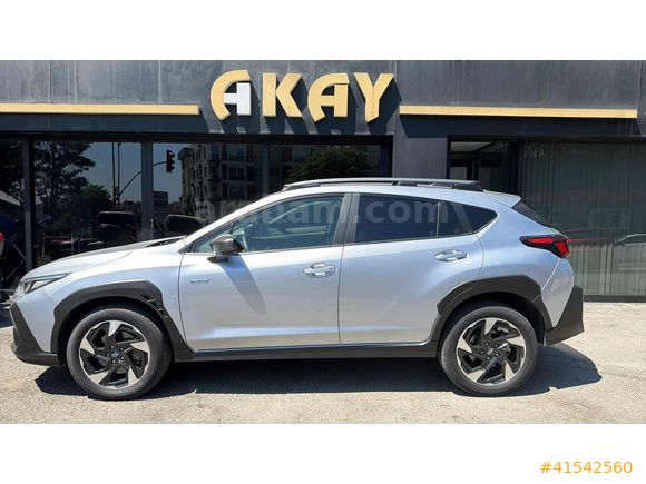 İLK SAHİBİNDN 2023 SUBARU CROSSTREK XCLUSIVE