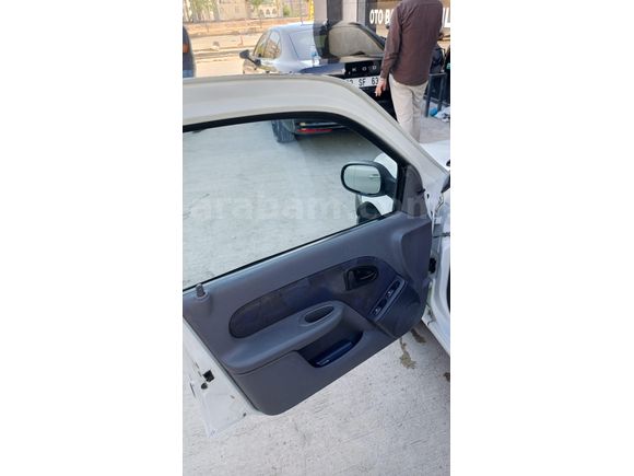 Sahibinden Renault Clio 1.4 RN 1999 Model