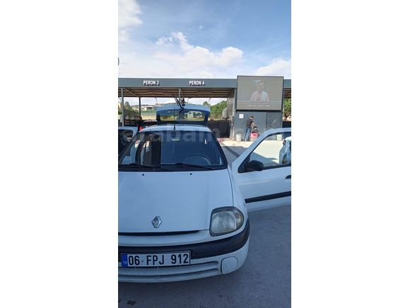 Sahibinden Renault Clio 1.4 RN 1999 Model