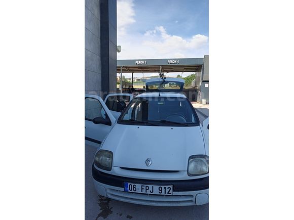 Sahibinden Renault Clio 1.4 RN 1999 Model