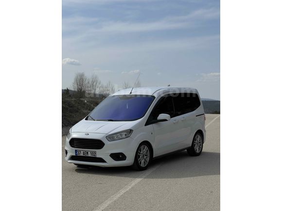 Sahibinden Ford Tourneo Courier 1.5 TDCi Titanium 2022 Model 