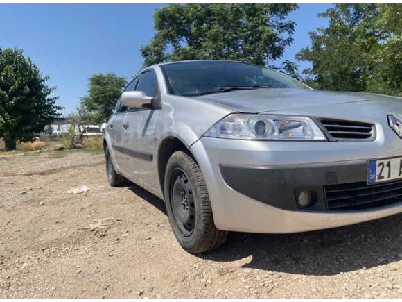 Sahibinden Renault Megane 1.4 Authentique 2008 Model 