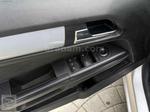 ROLDEN DÜŞÜK KM BAKIMLI KAZASIZ ASTRA H