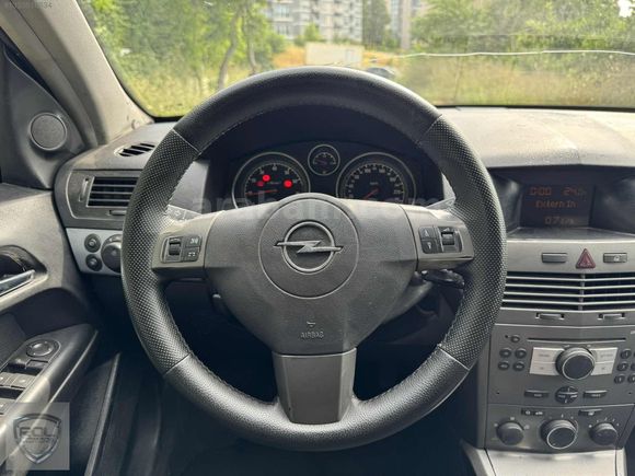 ROLDEN DÜŞÜK KM BAKIMLI KAZASIZ ASTRA H