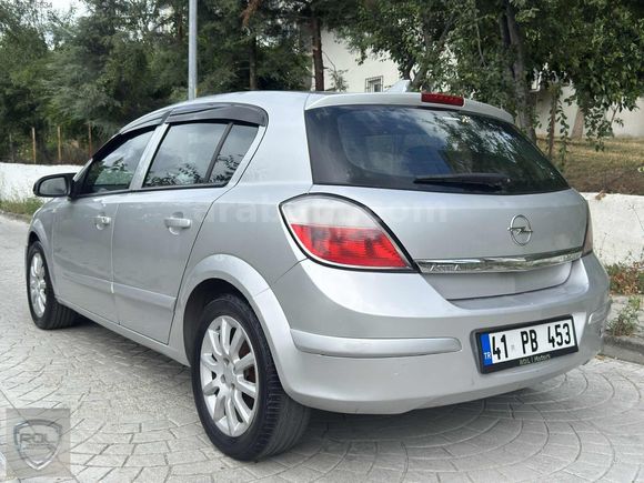 ROLDEN DÜŞÜK KM BAKIMLI KAZASIZ ASTRA H