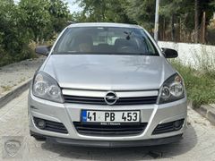 ROLDEN DÜŞÜK KM BAKIMLI KAZASIZ ASTRA H