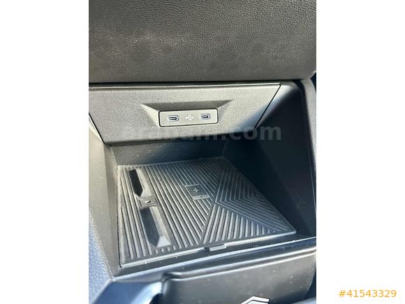 Renault Bayiden 2025 Clio 1.2 TCe 120 HP Esprit Alpine Boyasız