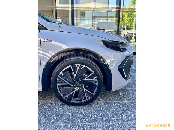 Renault Bayiden 2025 Clio 1.2 TCe 120 HP Esprit Alpine Boyasız