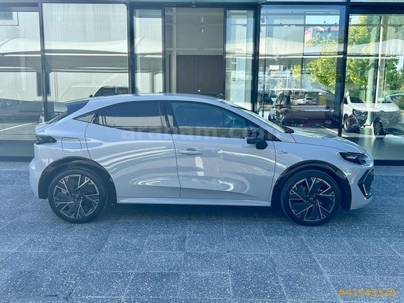 Renault Bayiden 2025 Clio 1.2 TCe 120 HP Esprit Alpine Boyasız