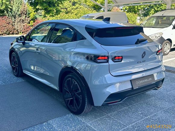 Renault Bayiden 2025 Clio 1.2 TCe 120 HP Esprit Alpine Boyasız