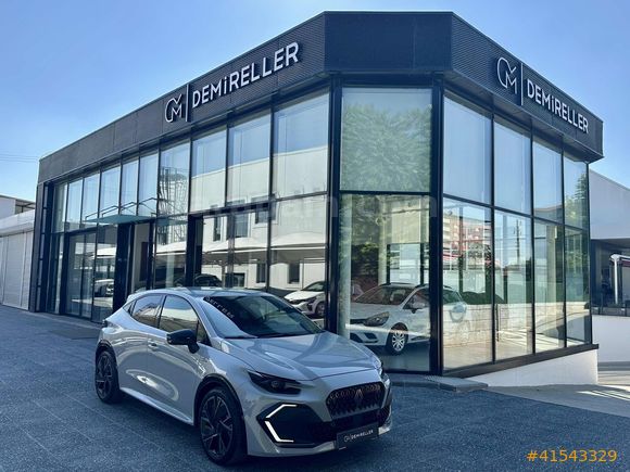 Renault Bayiden 2025 Clio 1.2 TCe 120 HP Esprit Alpine Boyasız