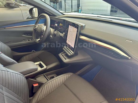 Renault Bayiden 2025 Megane E-Tech Esprit Alpine EV60 Boyasız