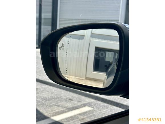 Renault Bayiden 2025 Megane E-Tech Esprit Alpine EV60 Boyasız