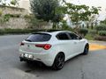 Sahibinden Alfa Romeo Giulietta 1.4 TB MultiAir Distinctive 2012 Model 