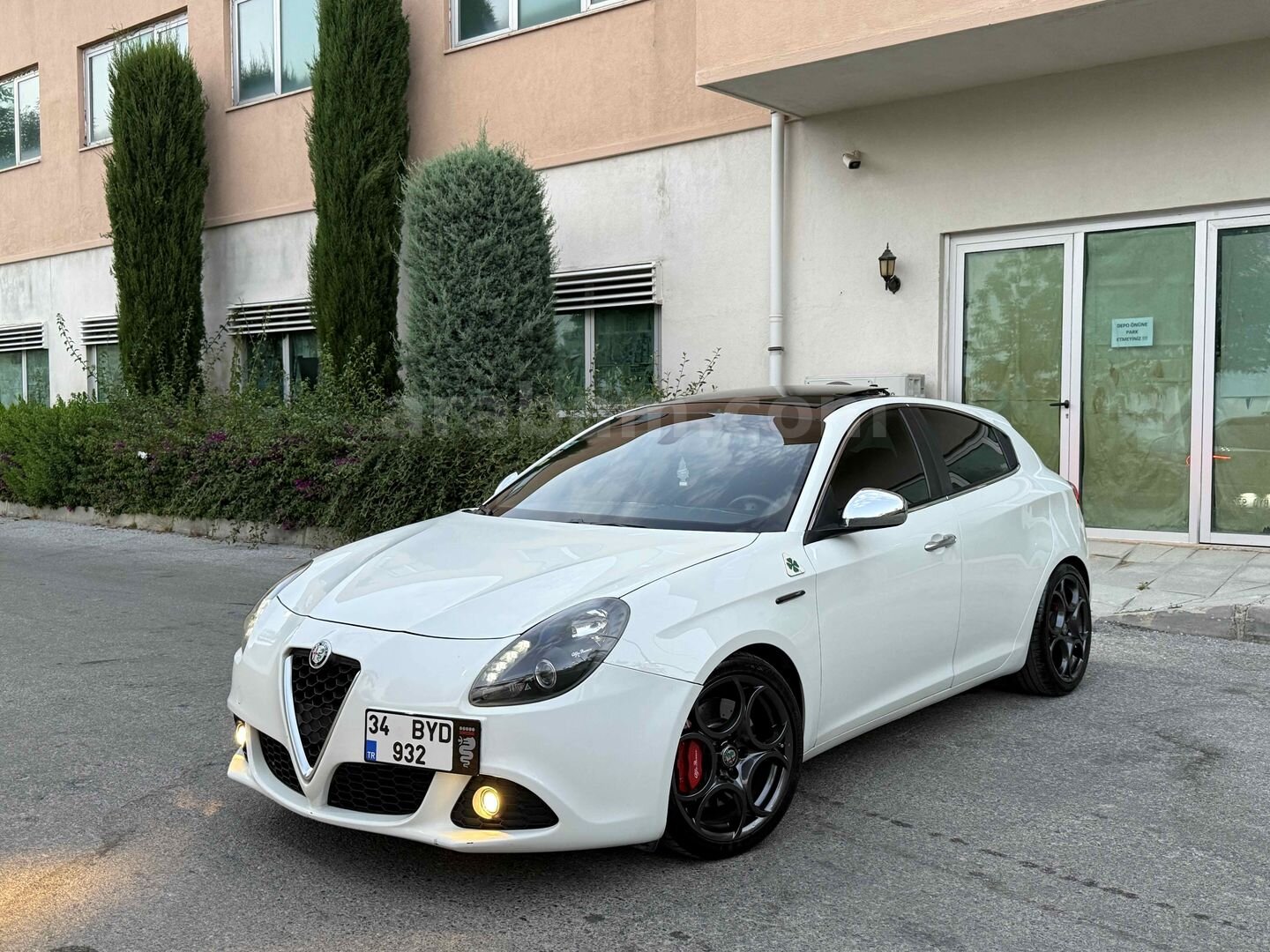 Sahibinden Alfa Romeo Giulietta 1.4 TB MultiAir Distinctive 2012 Model Konya 122.000 km Beyaz 1