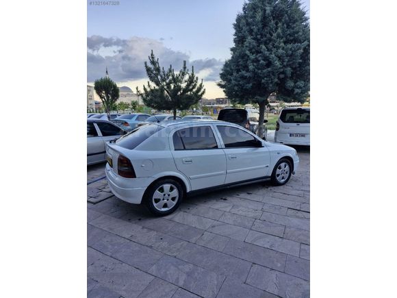 OPEL ASTRA 1.6 NJOY