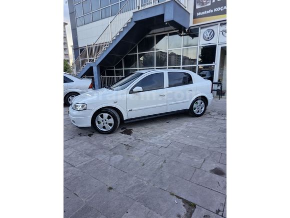 OPEL ASTRA 1.6 NJOY