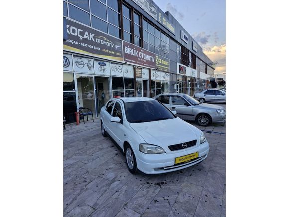 OPEL ASTRA 1.6 NJOY