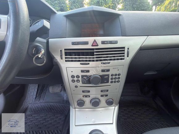 GALERİ MAVİ'DEN 2008 MODEL OTOMATİK VİTES DÜŞÜK KM