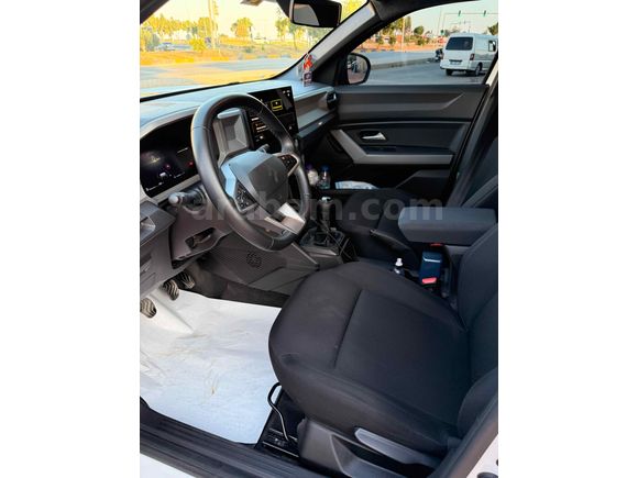 Sahibinden Renault Duster 1.0 Eco-G Evolution 2024 Model  49.000 km Beyaz