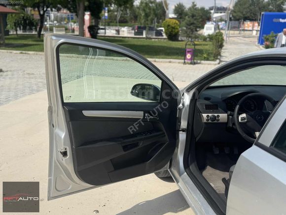 RFT AUTO'dan mükemmel kondisyonda Opel Astra