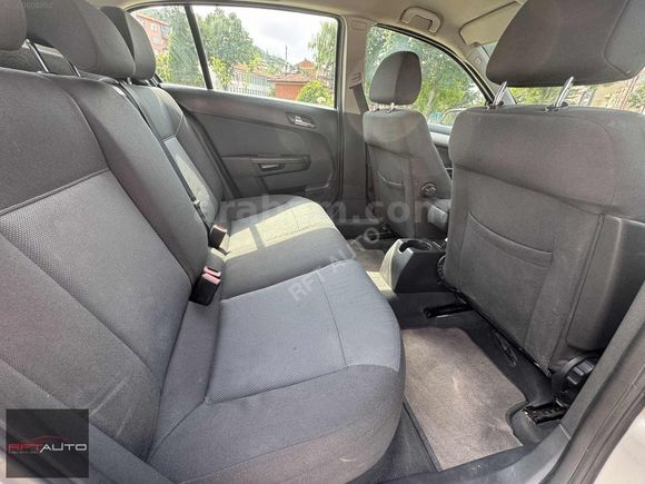 RFT AUTO'dan mükemmel kondisyonda Opel Astra