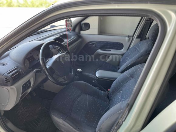 DÜŞÜK KM LI EN DOLU PAKET CLİO