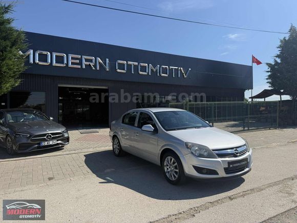 MODERN OTOMOTİV'den 2013 OPEL ASTRA OTOMATİK