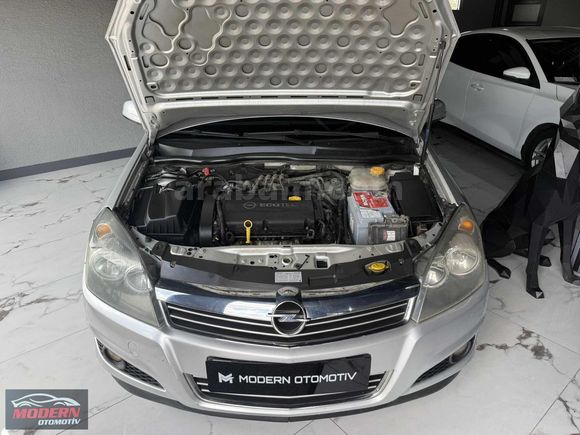 MODERN OTOMOTİV'den 2013 OPEL ASTRA OTOMATİK