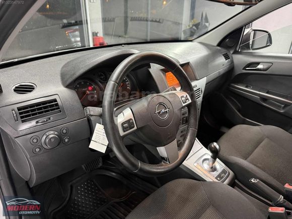 MODERN OTOMOTİV'den 2013 OPEL ASTRA OTOMATİK