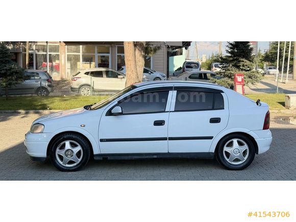 2001 MODEL 1.6 16V 4 CAM OTOMATİK KLİMALI CD PAKET ASTRA
