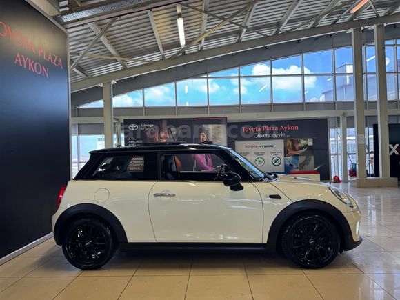 2015 MINI COOPER 1.5 D CHILI 