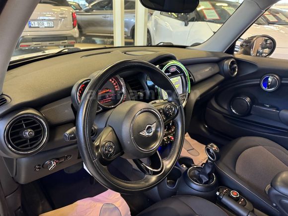 2015 MINI COOPER 1.5 D CHILI 