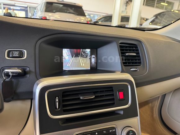 2017 VOLVO S60 1.5 T3 PREMIUM 